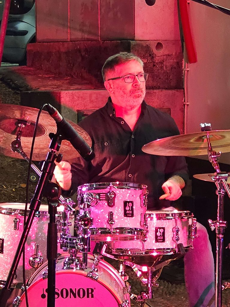 Guy playing drums in madeira 3