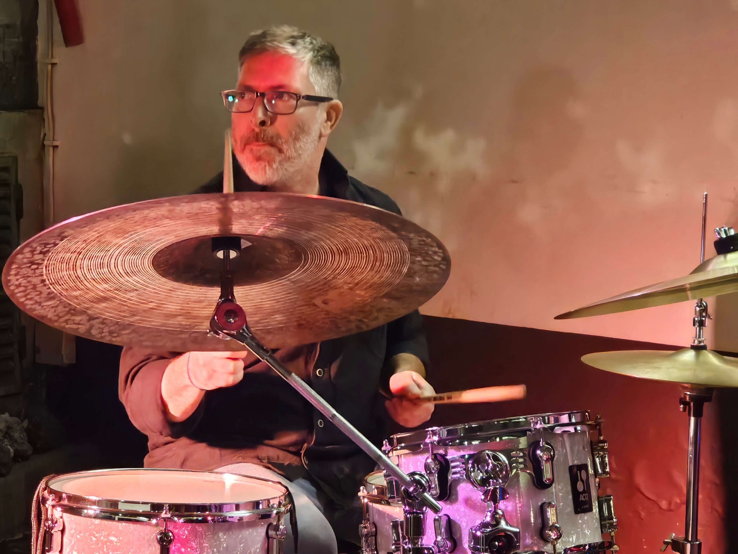 Guy playing drums in madeira 3